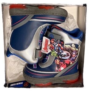 12T Avengers Kids Light-Up Boots snow fun superheroes snow boots